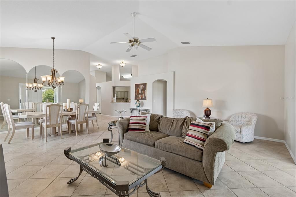For Sale: $399,000 (3 beds, 2 baths, 1820 Square Feet)