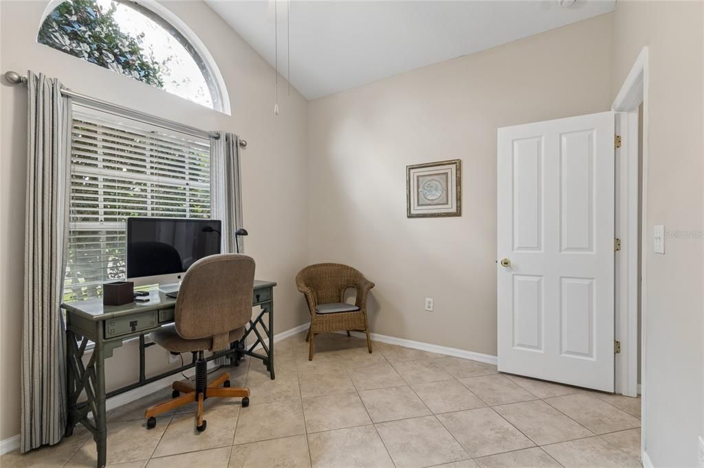 For Sale: $399,000 (3 beds, 2 baths, 1820 Square Feet)