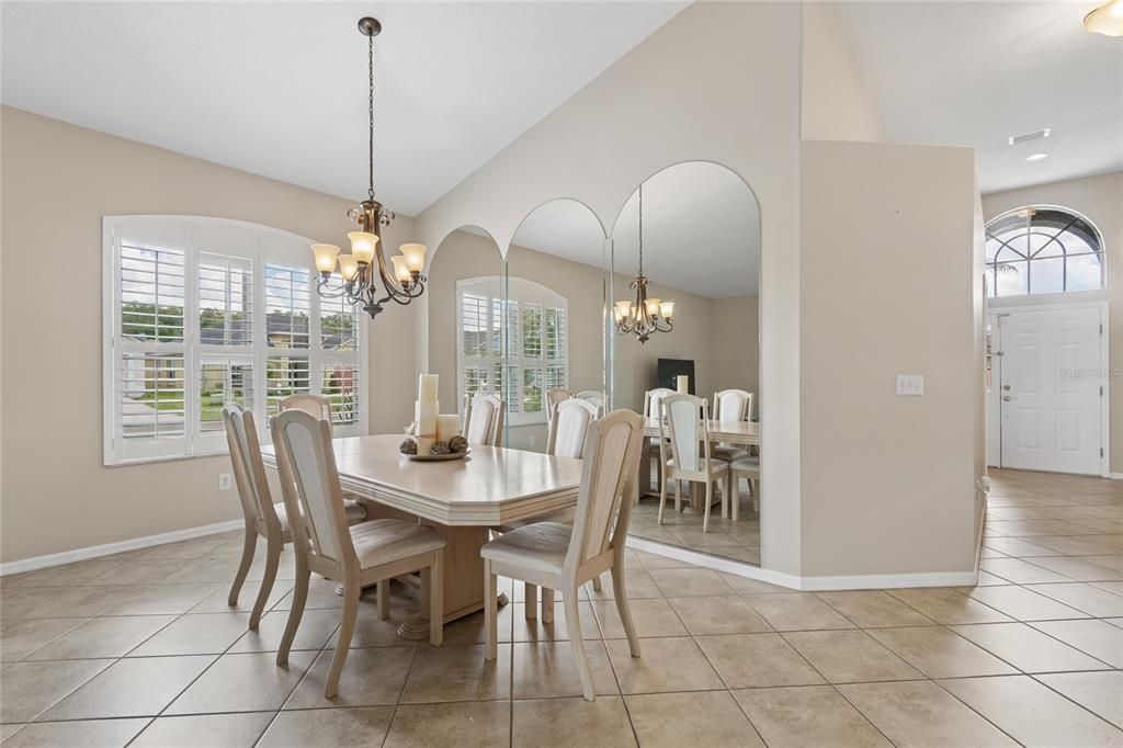 For Sale: $399,000 (3 beds, 2 baths, 1820 Square Feet)