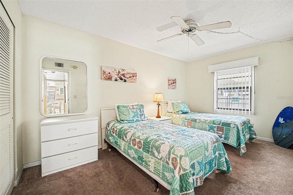 For Sale: $499,000 (3 beds, 2 baths, 1240 Square Feet)