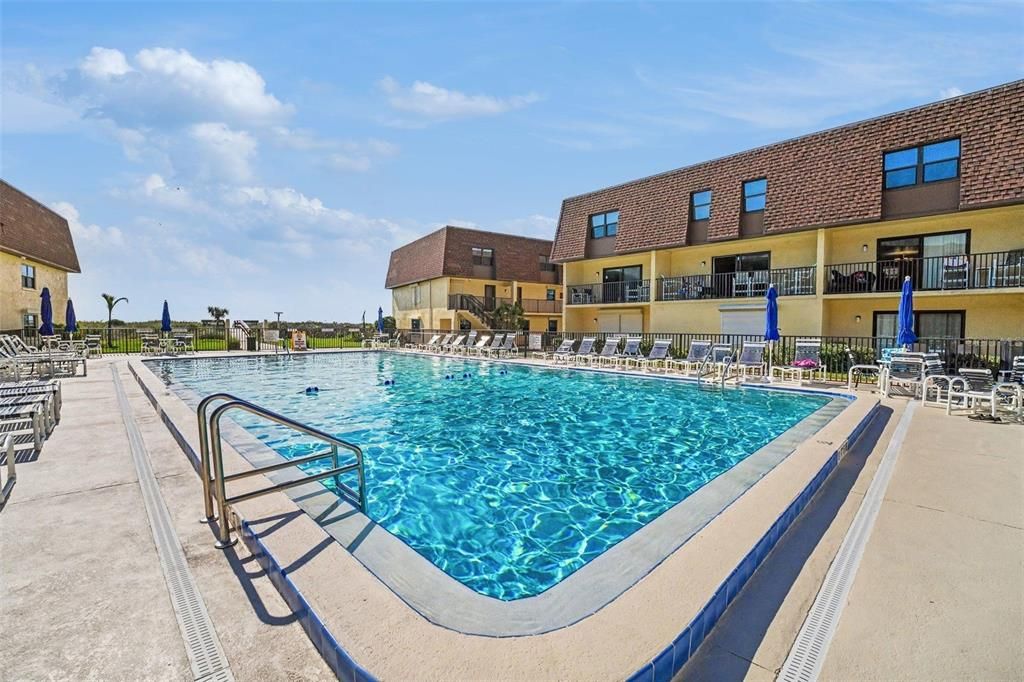 For Sale: $499,000 (3 beds, 2 baths, 1240 Square Feet)