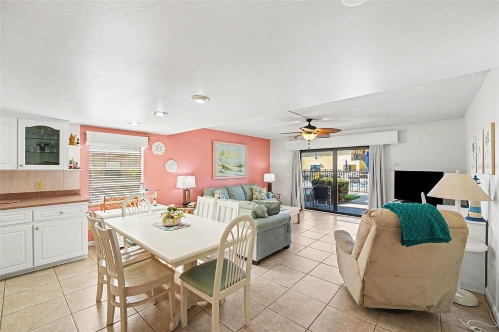 For Sale: $499,000 (3 beds, 2 baths, 1240 Square Feet)