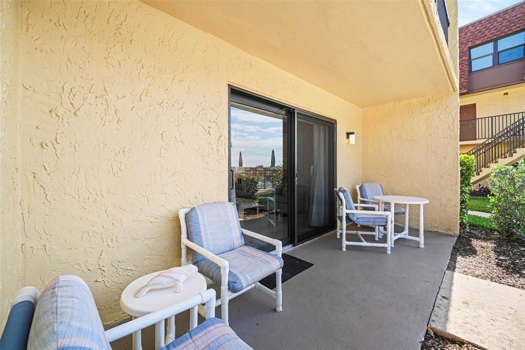For Sale: $499,000 (3 beds, 2 baths, 1240 Square Feet)
