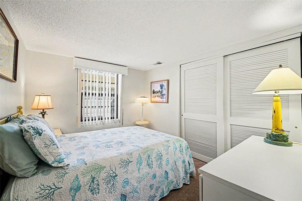 For Sale: $499,000 (3 beds, 2 baths, 1240 Square Feet)
