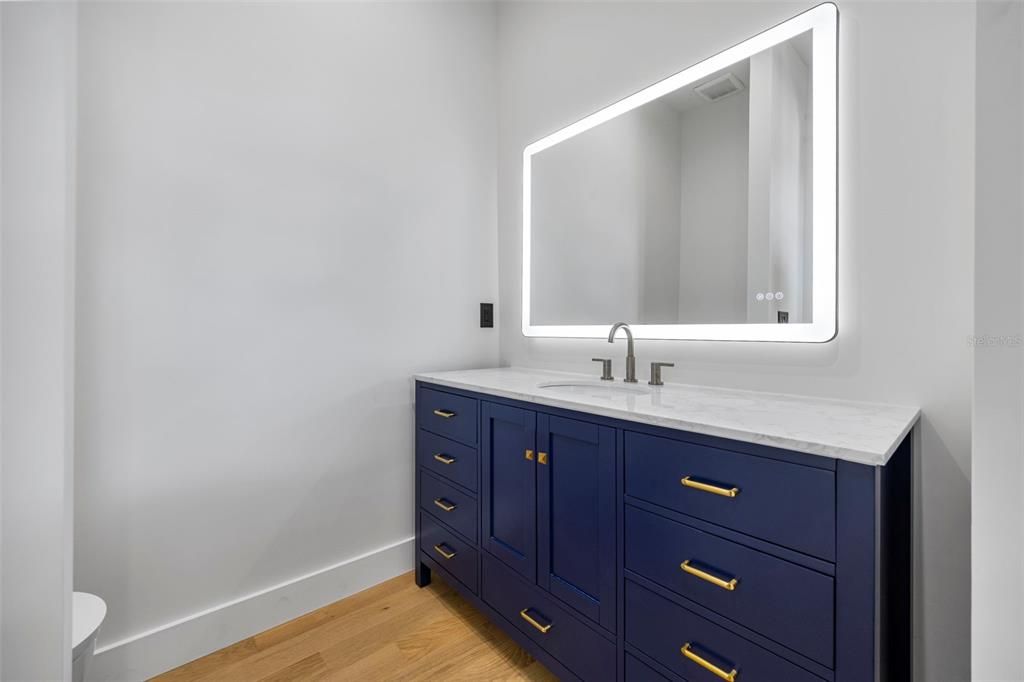 For Sale: $2,790,000 (5 beds, 5 baths, 5096 Square Feet)