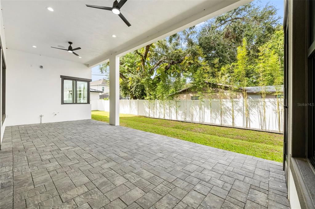 For Sale: $2,790,000 (5 beds, 5 baths, 5096 Square Feet)