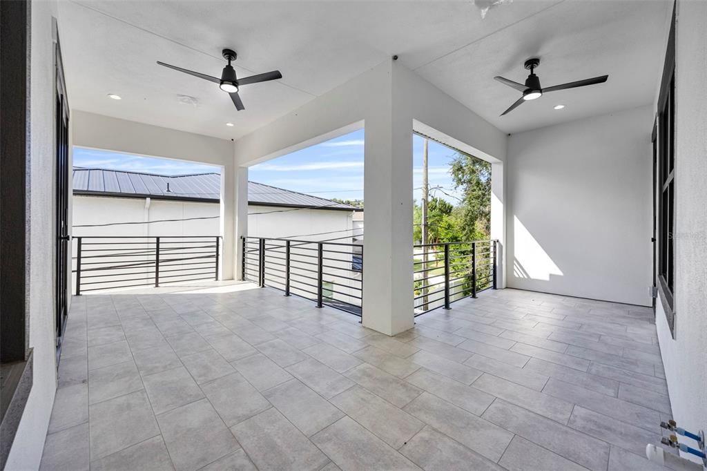 For Sale: $2,790,000 (5 beds, 5 baths, 5096 Square Feet)