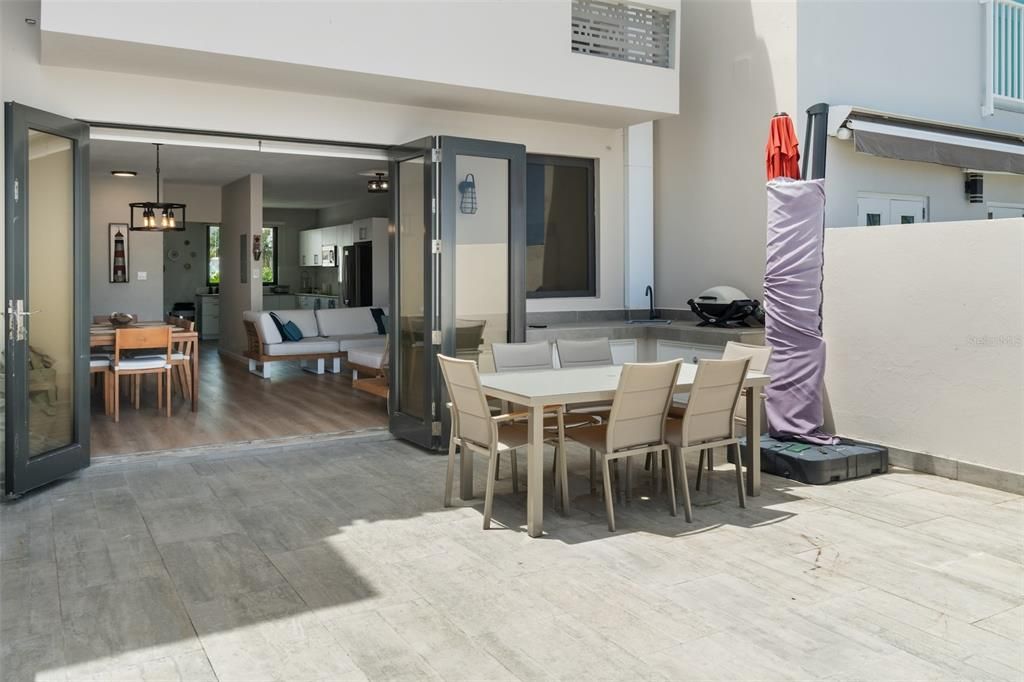 En Venta: $1,345,000 (3 camas, 3 baños, 1691 Pies cuadrados)