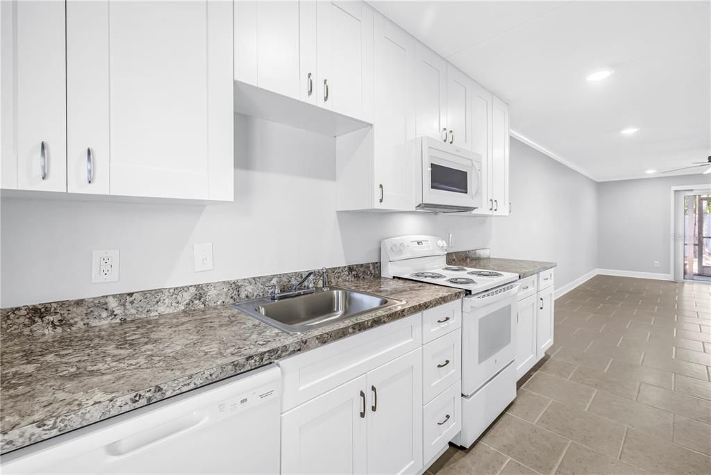 En Venta: $147,000 (2 camas, 1 baños, 845 Pies cuadrados)