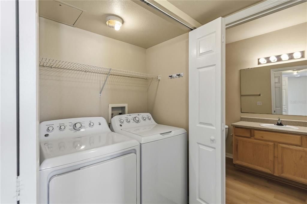 В аренду: $1,795 (2 спален, 2 ванн, 1058 Квадратных фут)