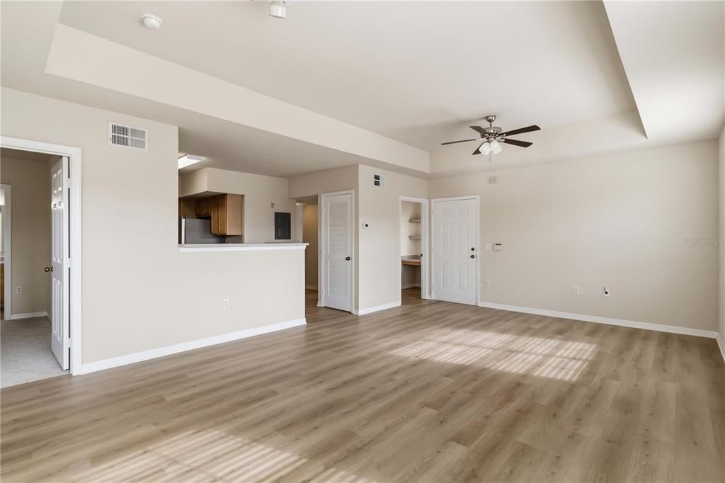 В аренду: $1,795 (2 спален, 2 ванн, 1058 Квадратных фут)