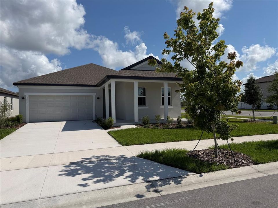 Active With Contract: $2,400 (3 beds, 2 baths, 2226 Square Feet)