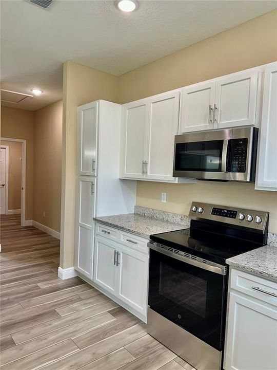 For Sale: $369,900 (3 beds, 2 baths, 1730 Square Feet)