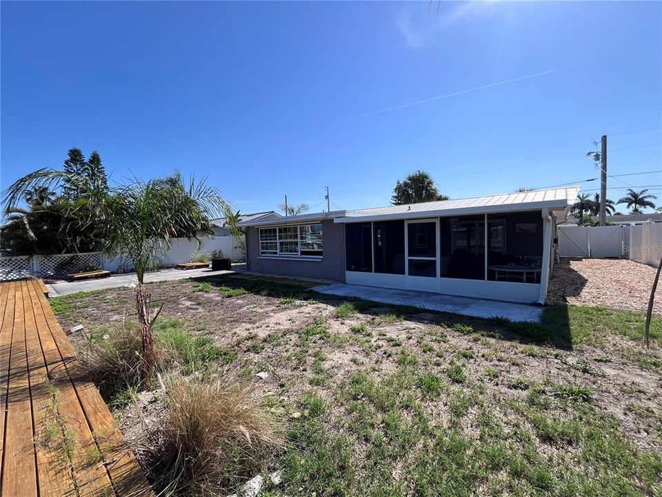 Activo con contrato: $279,000 (3 camas, 2 baños, 1652 Pies cuadrados)