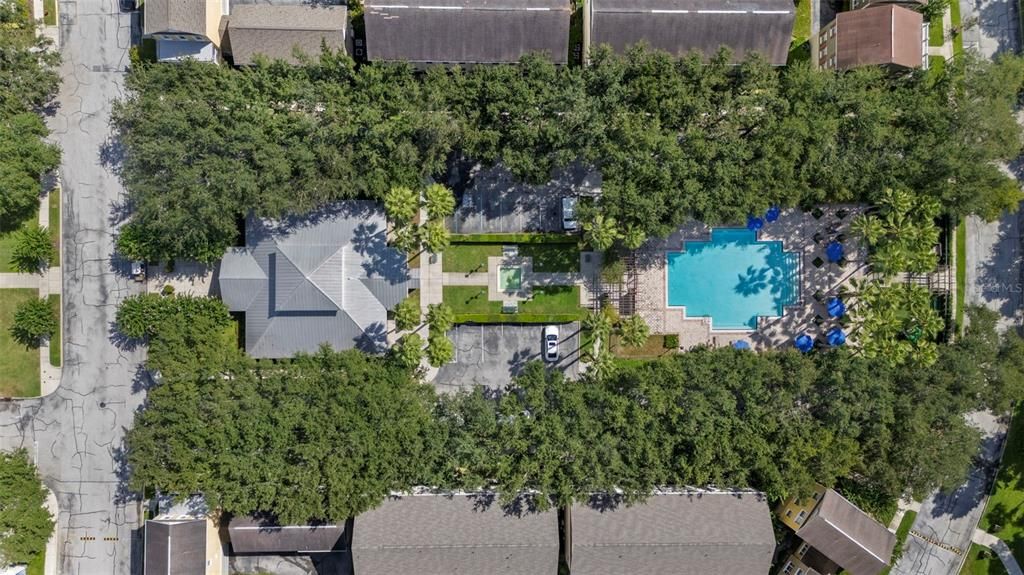 合同活跃: $345,000 (2 贝兹, 2 浴室, 1229 平方英尺)