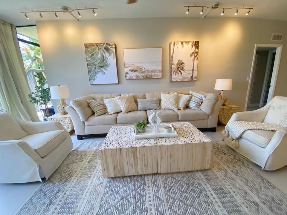 For Rent: $7,850 (2 beds, 2 baths, 1152 Square Feet)