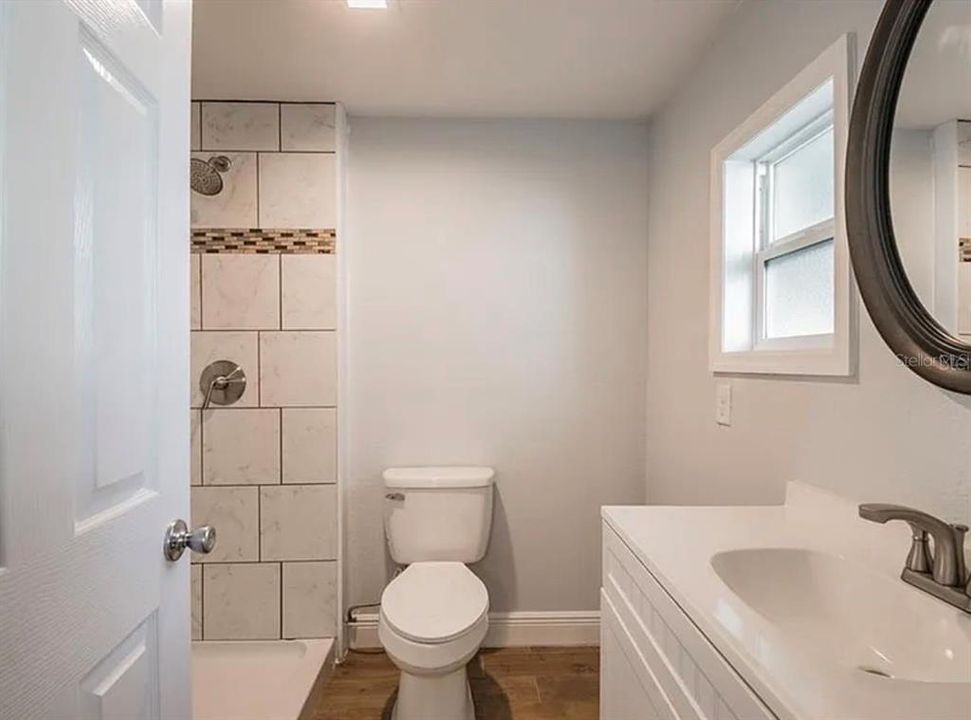 В аренду: $2,400 (3 спален, 2 ванн, 1260 Квадратных фут)