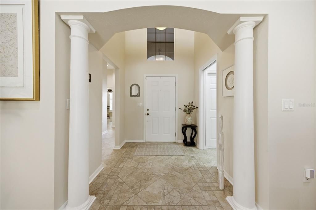 For Sale: $635,000 (3 beds, 2 baths, 1886 Square Feet)