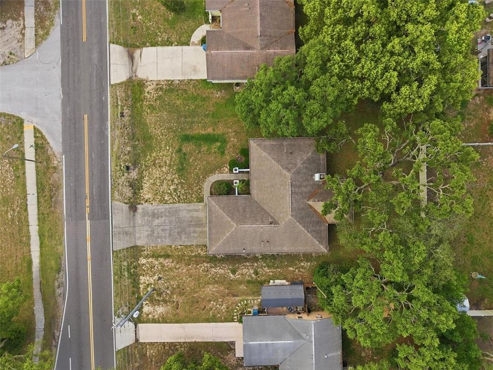 合同活跃: $269,900 (3 贝兹, 2 浴室, 1400 平方英尺)