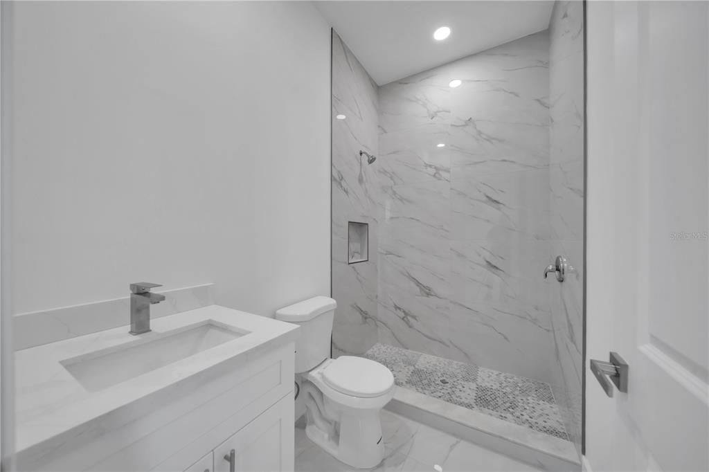 En Venta: $289,000 (3 camas, 3 baños, 0 Pies cuadrados)