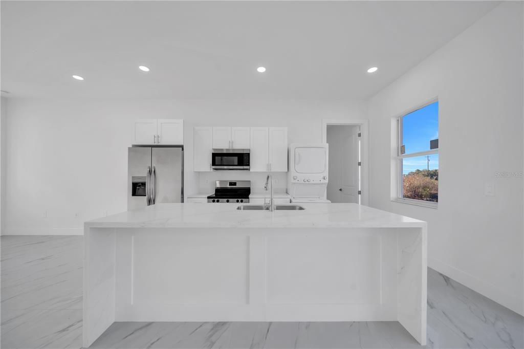 En Venta: $289,000 (3 camas, 3 baños, 0 Pies cuadrados)