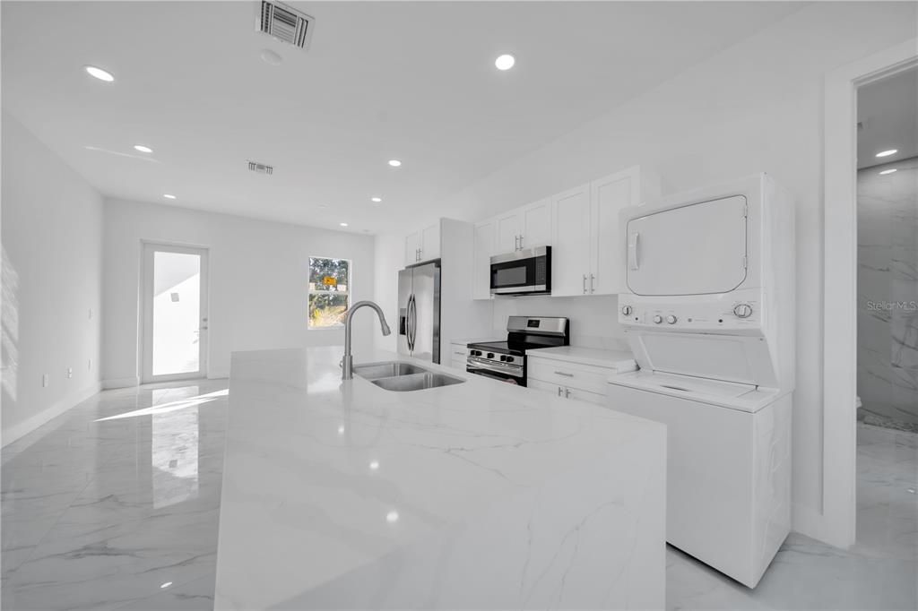 En Venta: $289,000 (3 camas, 3 baños, 0 Pies cuadrados)