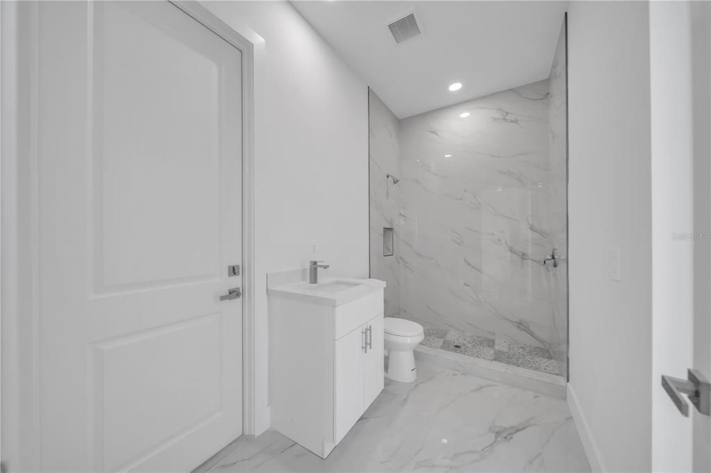 En Venta: $289,000 (3 camas, 3 baños, 0 Pies cuadrados)