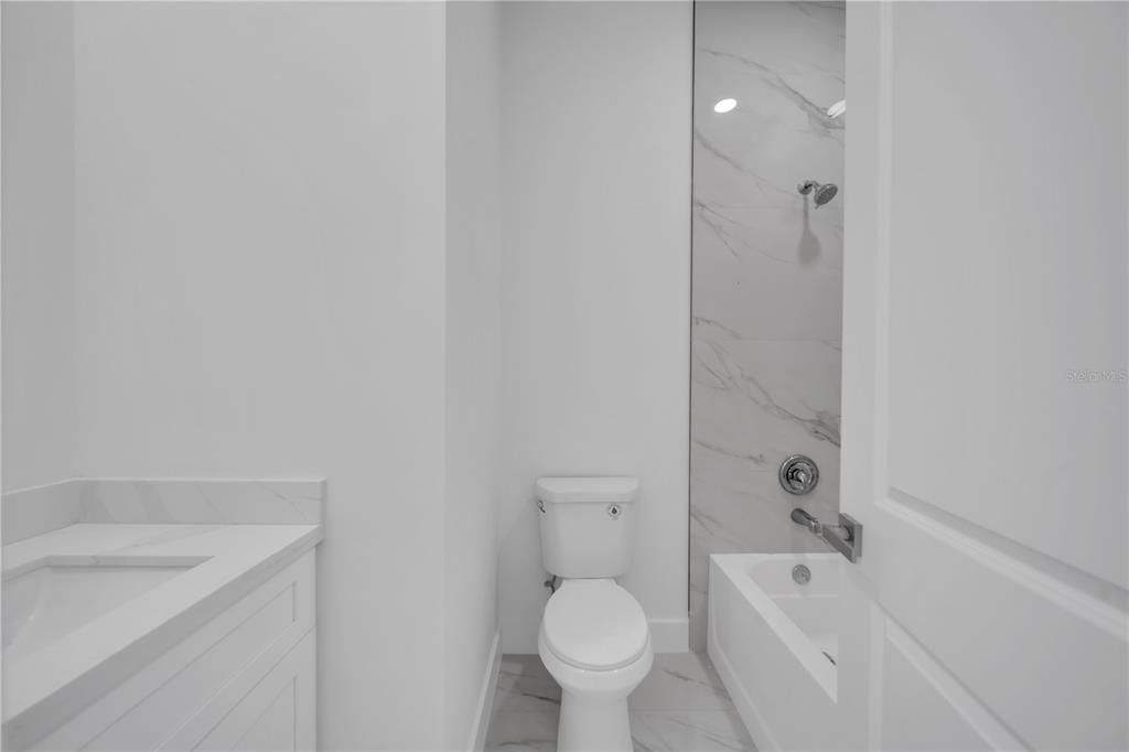 En Venta: $289,000 (3 camas, 3 baños, 0 Pies cuadrados)