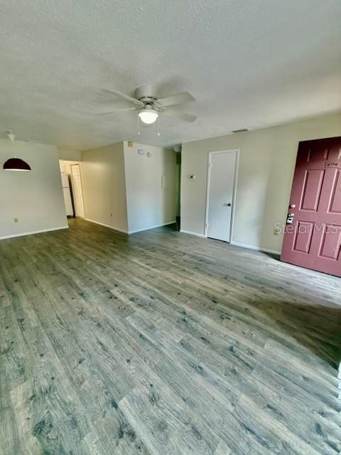 For Rent: $1,349 (2 beds, 2 baths, 930 Square Feet)