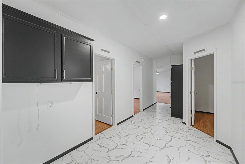 En Venta: $349,000 (4 camas, 2 baños, 2356 Pies cuadrados)