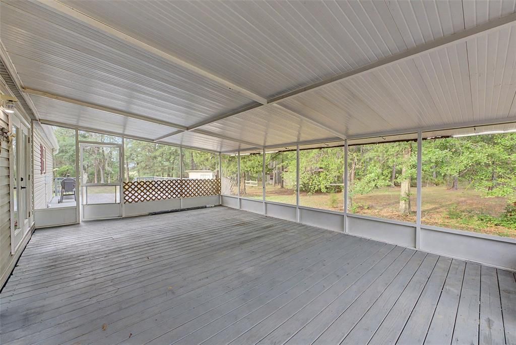 En Venta: $349,000 (4 camas, 2 baños, 2356 Pies cuadrados)