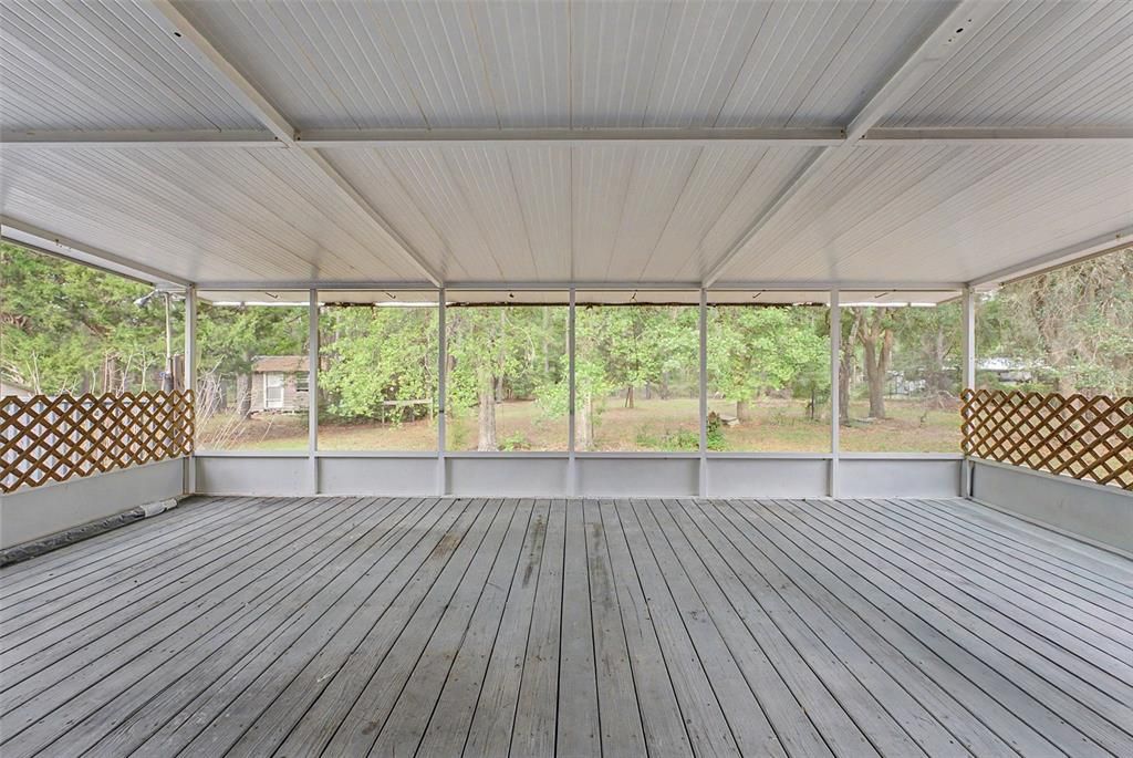 En Venta: $349,000 (4 camas, 2 baños, 2356 Pies cuadrados)