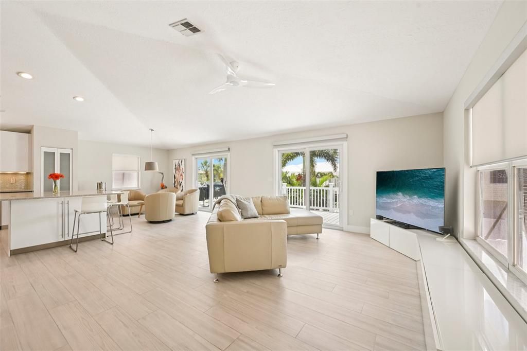 For Sale: $1,224,000 (3 beds, 2 baths, 1500 Square Feet)