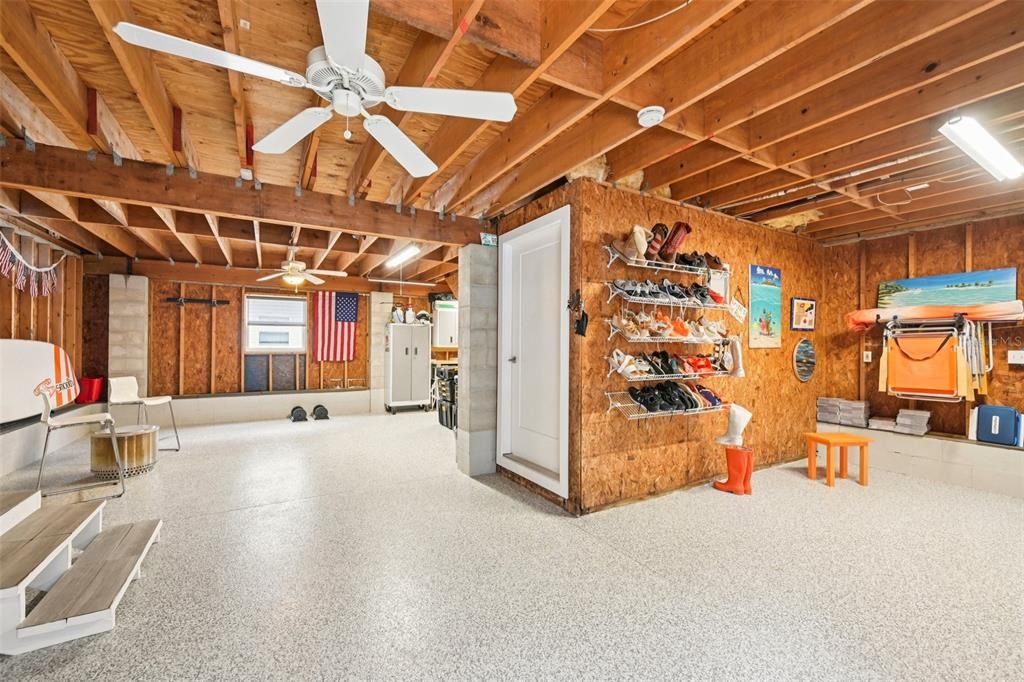 For Sale: $1,224,000 (3 beds, 2 baths, 1500 Square Feet)