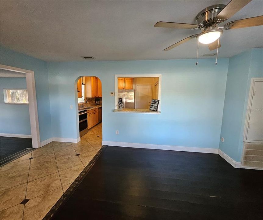 En Venta: $239,990 (3 camas, 2 baños, 1342 Pies cuadrados)
