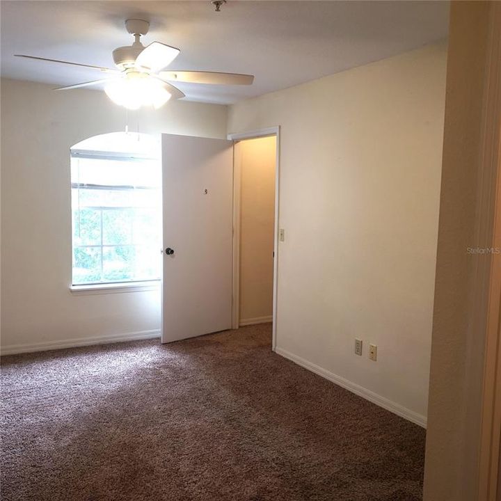 В аренду: $1,795 (2 спален, 2 ванн, 1072 Квадратных фут)