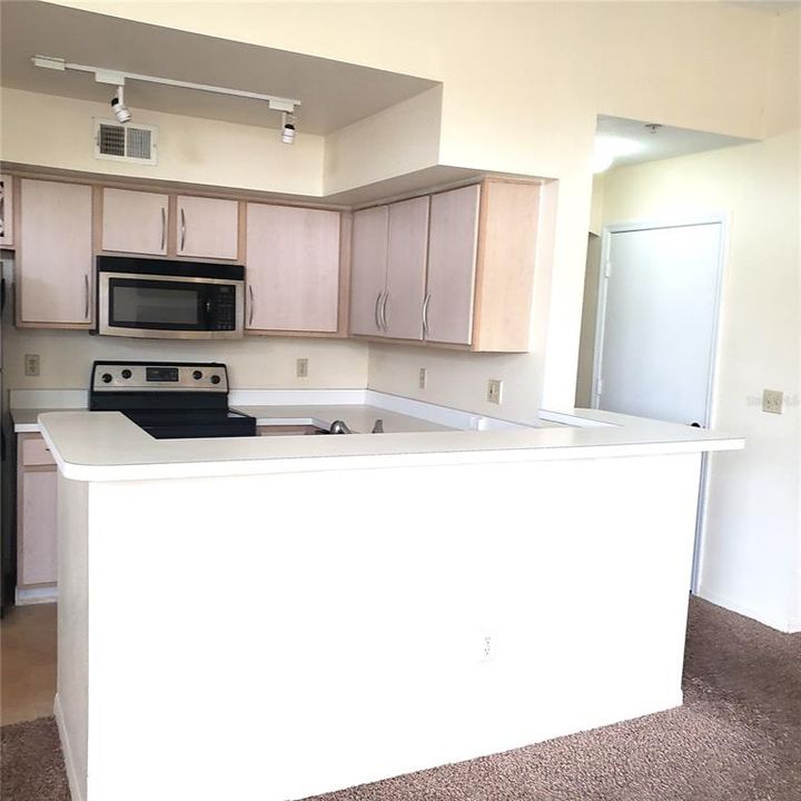 В аренду: $1,795 (2 спален, 2 ванн, 1072 Квадратных фут)