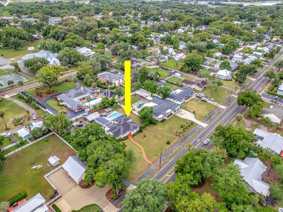Active With Contract: $3,000 (4 beds, 3 baths, 2480 Square Feet)