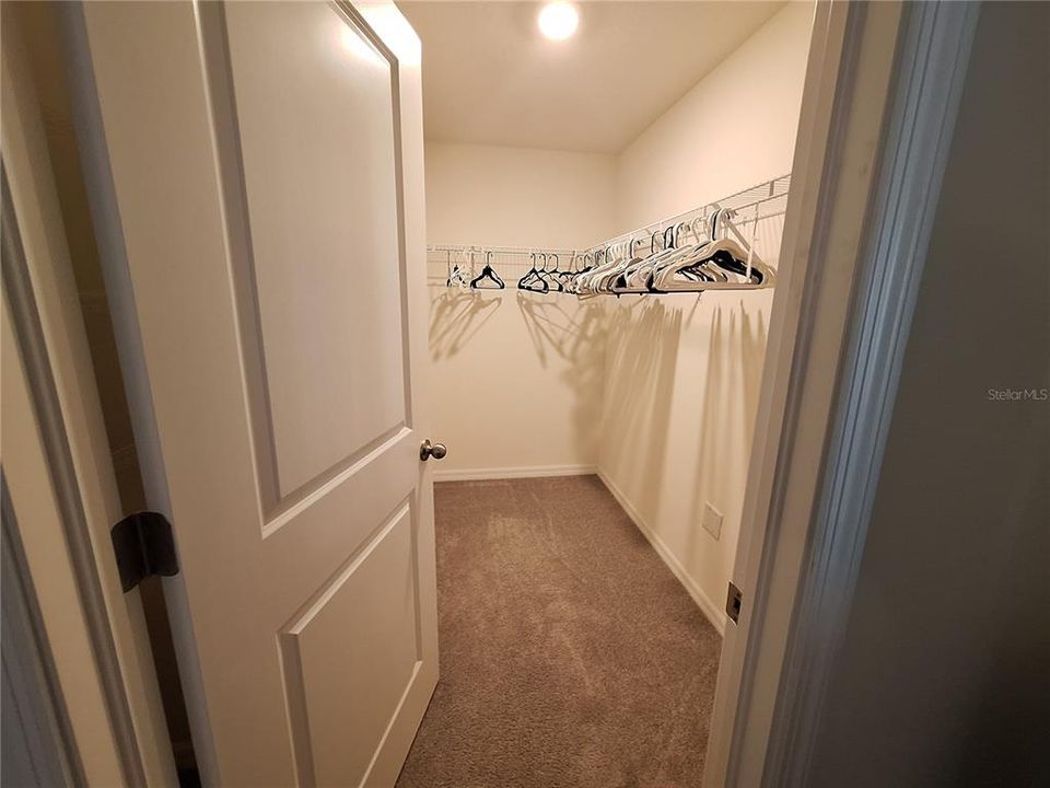 For Rent: $1,995 (3 beds, 2 baths, 1504 Square Feet)