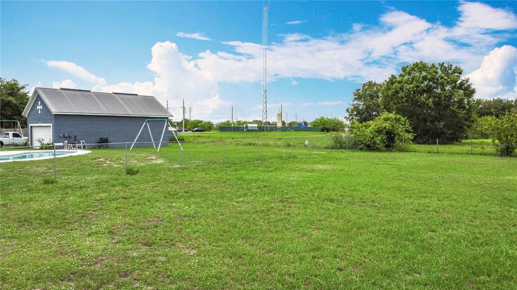 For Sale: $355,000 (3 beds, 2 baths, 1446 Square Feet)