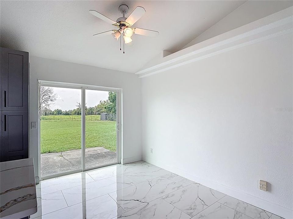 For Sale: $355,000 (3 beds, 2 baths, 1446 Square Feet)