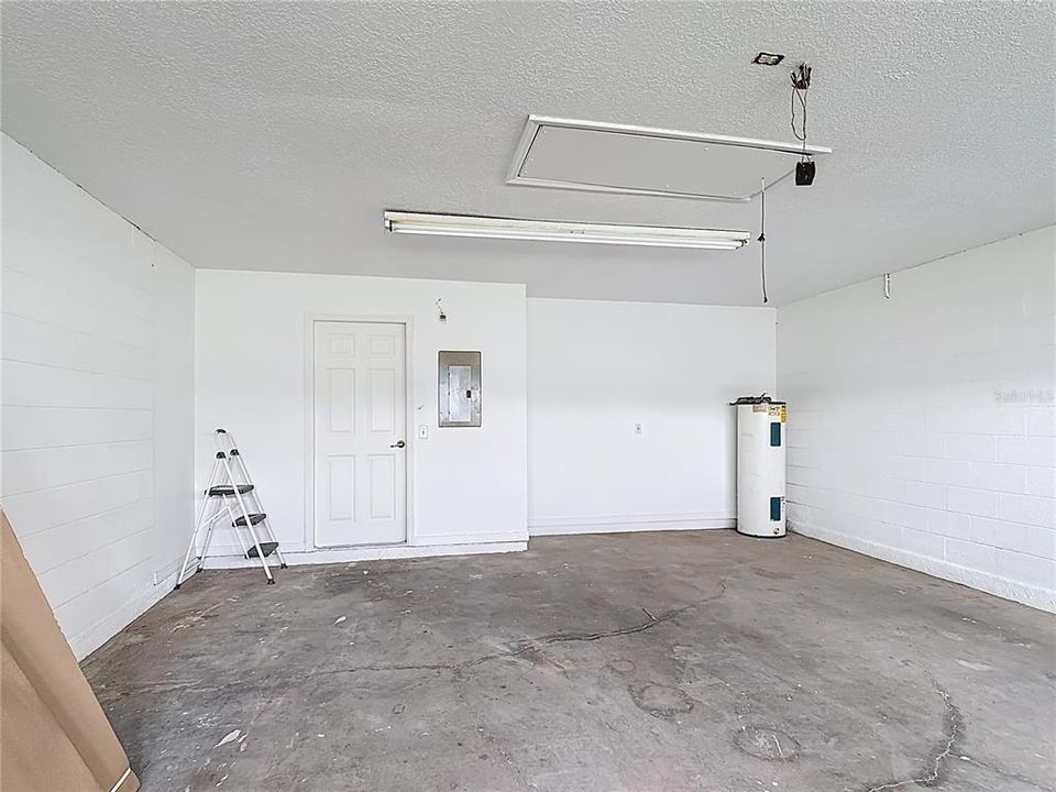 For Sale: $355,000 (3 beds, 2 baths, 1446 Square Feet)