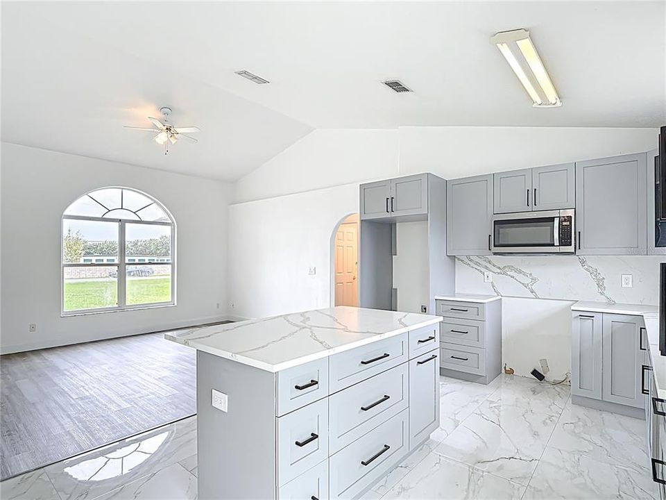 For Sale: $355,000 (3 beds, 2 baths, 1446 Square Feet)