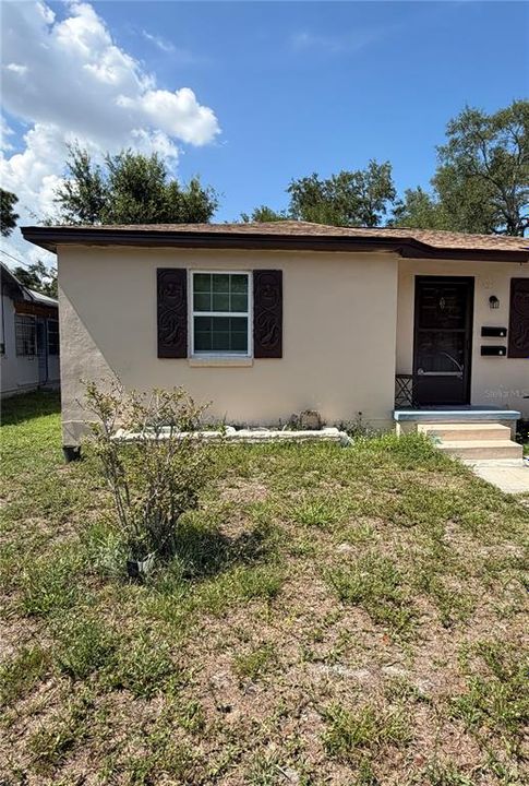 For Rent: $1,095 (1 beds, 1 baths, 550 Square Feet)