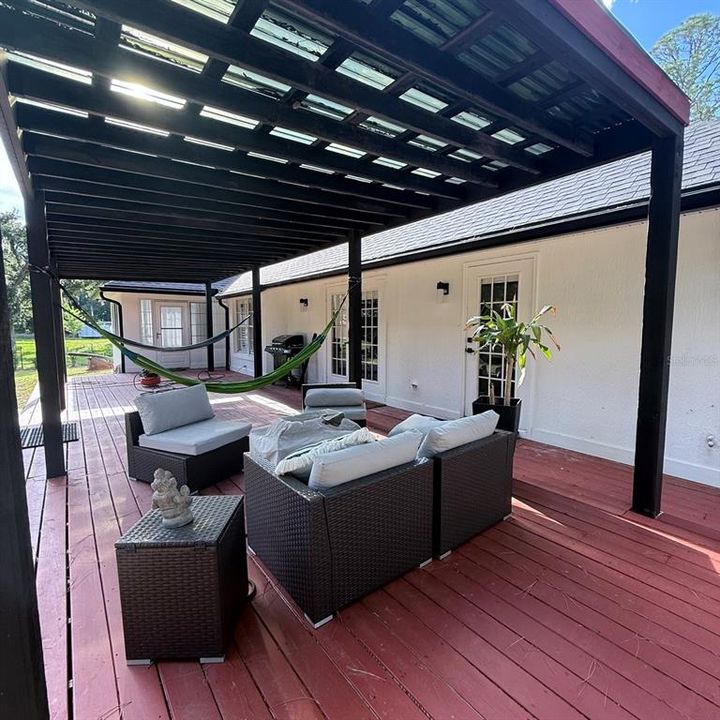 For Rent: $3,450 (3 beds, 2 baths, 1890 Square Feet)