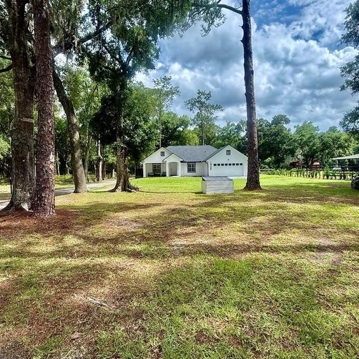 For Rent: $3,450 (3 beds, 2 baths, 1890 Square Feet)
