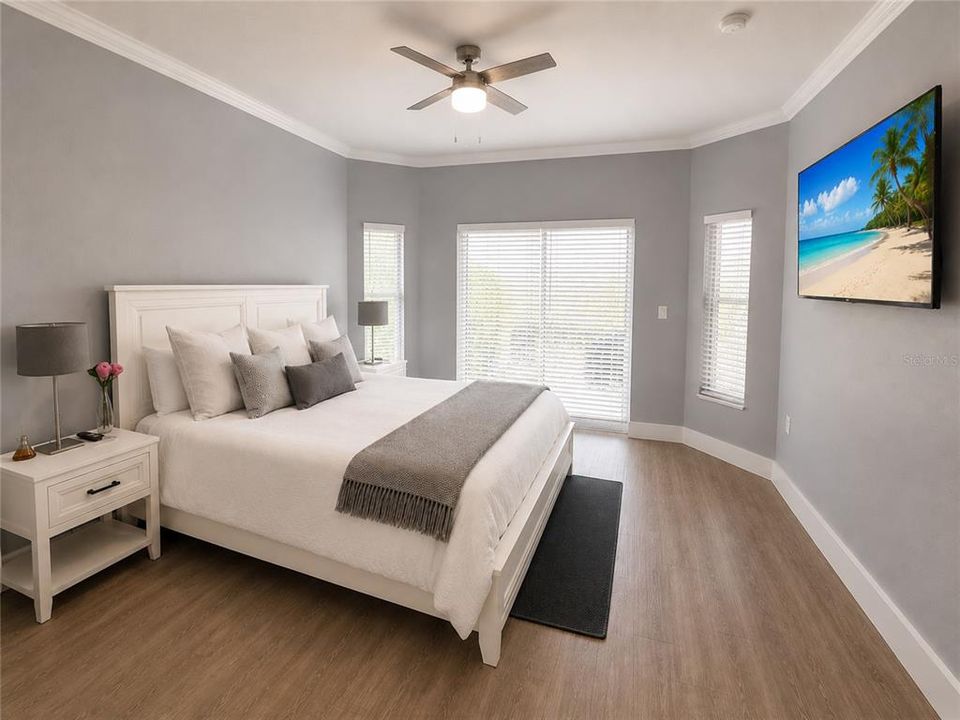 En Venta: $440,000 (4 camas, 2 baños, 1923 Pies cuadrados)