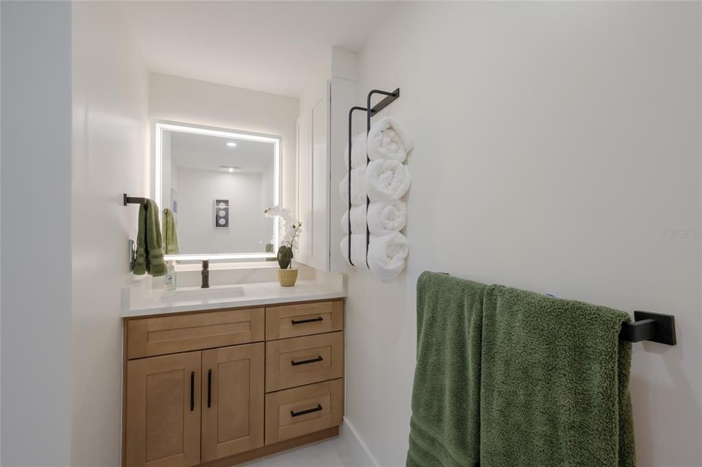 For Sale: $1,250,000 (3 beds, 2 baths, 1398 Square Feet)