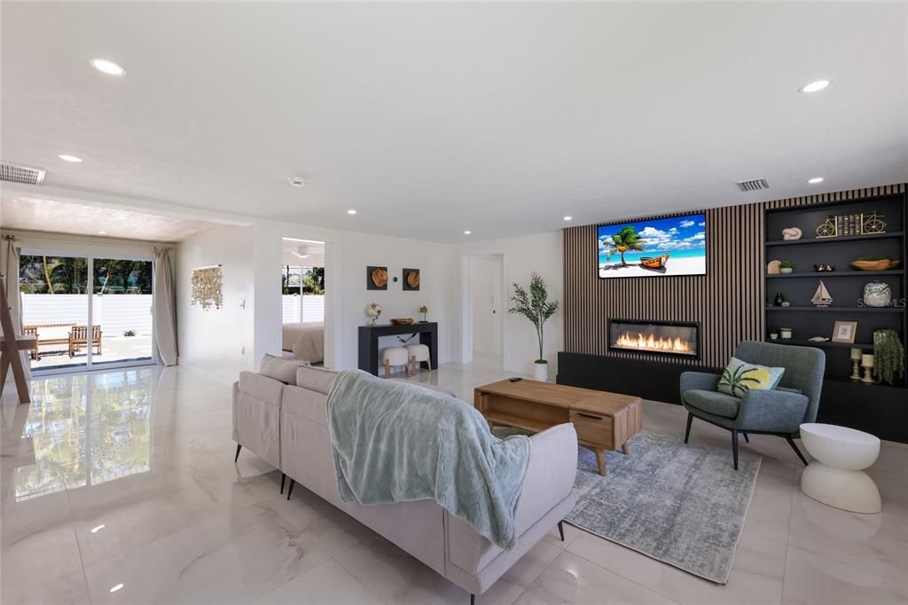 For Sale: $1,250,000 (3 beds, 2 baths, 1398 Square Feet)