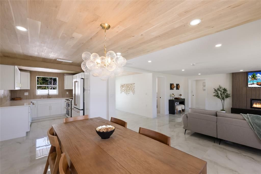 For Sale: $1,250,000 (3 beds, 2 baths, 1398 Square Feet)